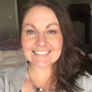 Meet your Posher, Christine